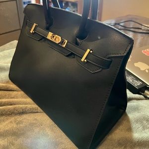 Black Purse